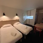 Aparthotel The Originals Laureades Centre Jaude
