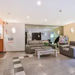 Aparthotel The Originals Laureades Centre Jaude 3*