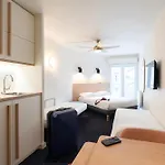 The Originals Laureades Centre Jaude Aparthotel 3*