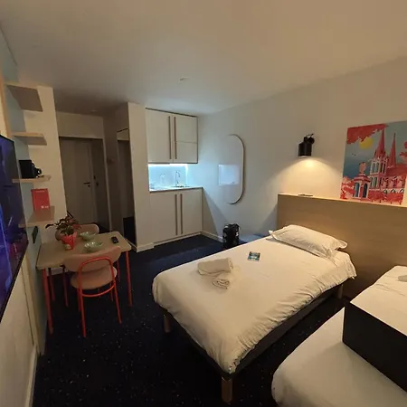 The Originals Laureades Centre Jaude Hotel apartamentowy Clermont-Ferrand