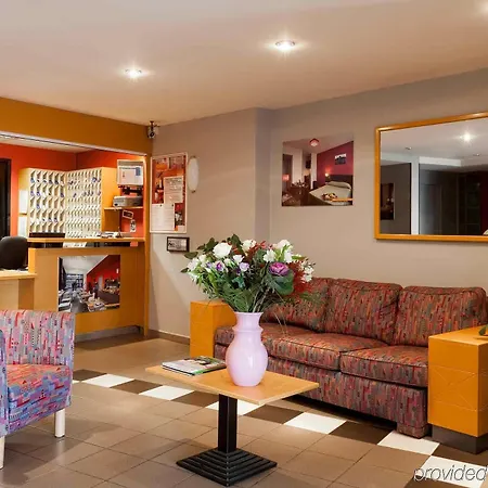 Hotel apartamentowy The Originals Laureades Centre Jaude Clermont-Ferrand