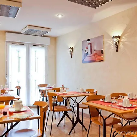 Laureades Centre Jaude 2* Клермон-Ферран